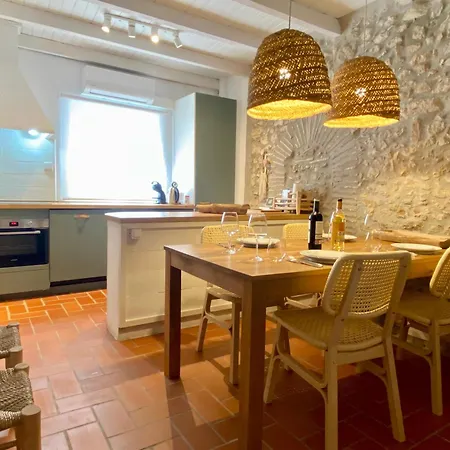 Holiday home 702 - Casa Rocavent Palafrugell